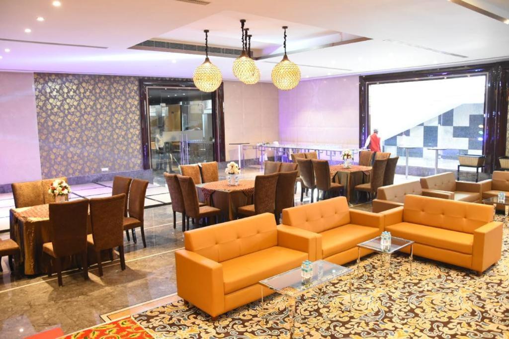 The Grand Village Moradabad Extérieur photo