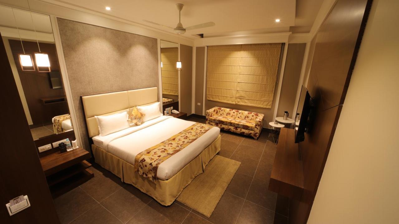 The Grand Village Moradabad Extérieur photo
